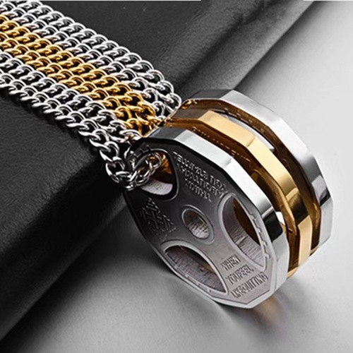 European and American fitness dumbbell plates, sports barbell necklace, men's trendy pendant, titanium steel jewelry, versatile pendant