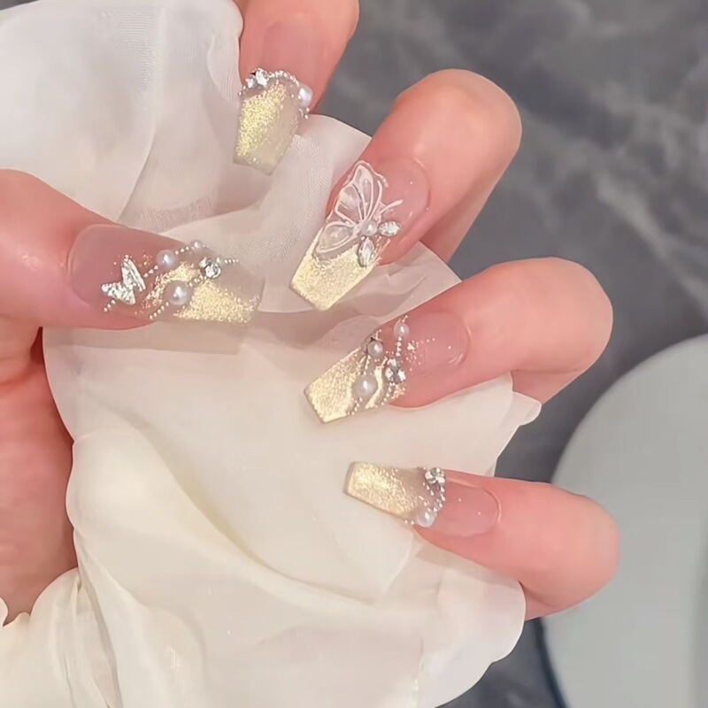 Butterfly Autumn and Winter Golden Cat's Eye New Wear Temperament White Shine Nail Art Handmade High-grade Patch Nails
