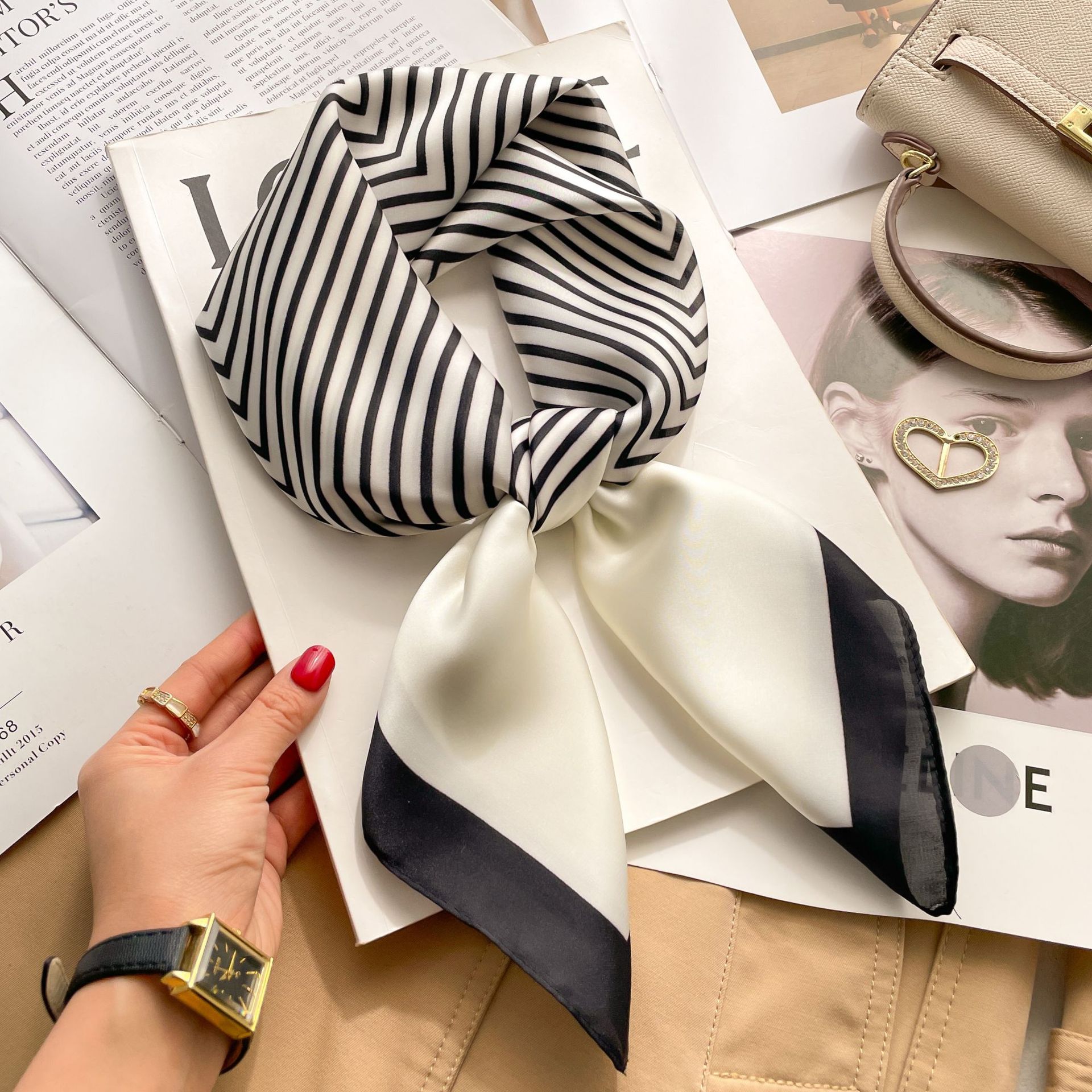 6 # 스트라이프 베이지