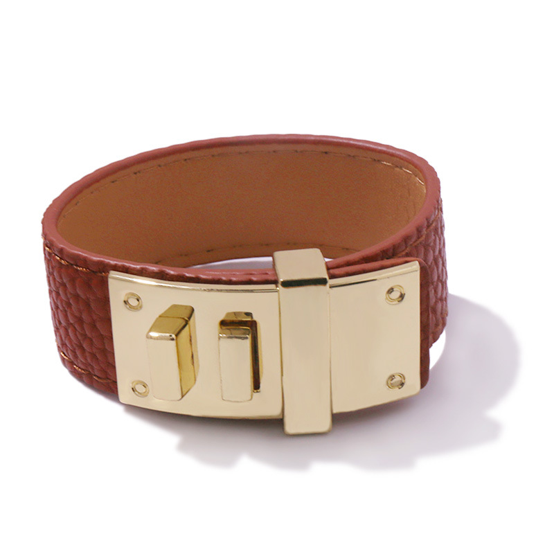 Designer Punk Överdrivet brett läder PU-läderarmband Dammodesmycken Tillbehör Bästa presenten till hennes bröllopsfestdekoration_voghion.com