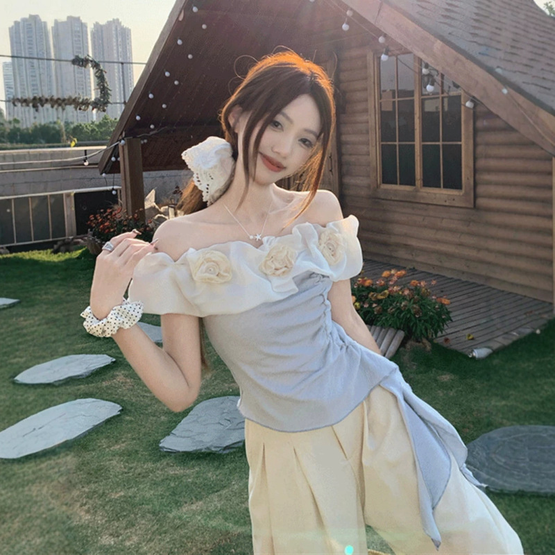 Three-Dimensional Floral Off-The-Shoulder Shirt for Women, Spring Design, Niche French Style, Sweet and Slim-Fit Short Babydoll Top