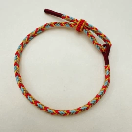 胸针;发夹;手链