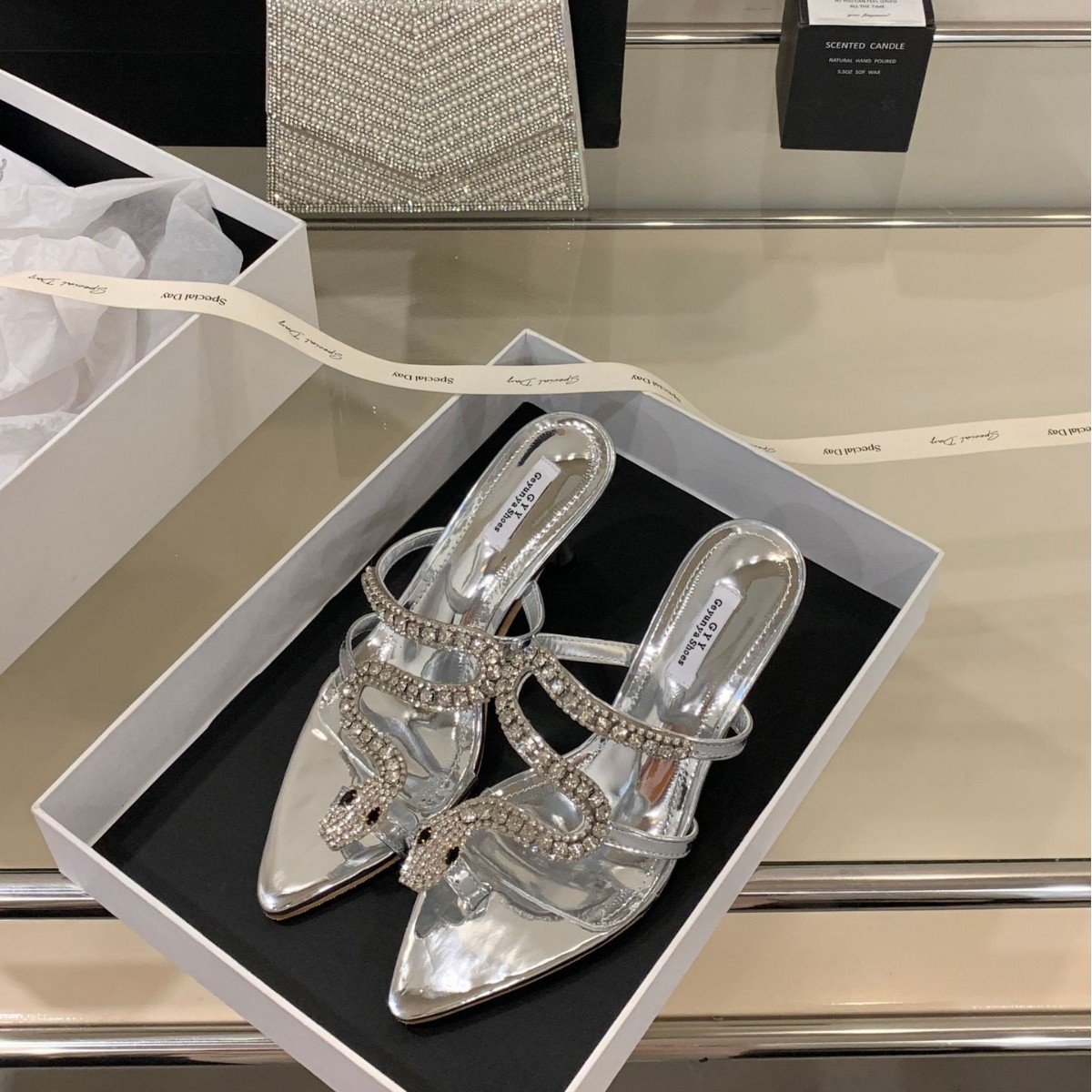 French Pointed Silver Snake Rhinestone High-heeled Shoes Open-toe Fine High-heeled Women's Sandals_voghion.com