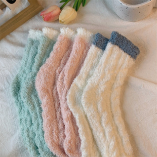Coral Velvet Confinement Socks for Women Postpartum Autum and Winter Fleece-Lined Thickeneded Cotton Socks Home Sleep Warm Floor Socks Spring and Autum