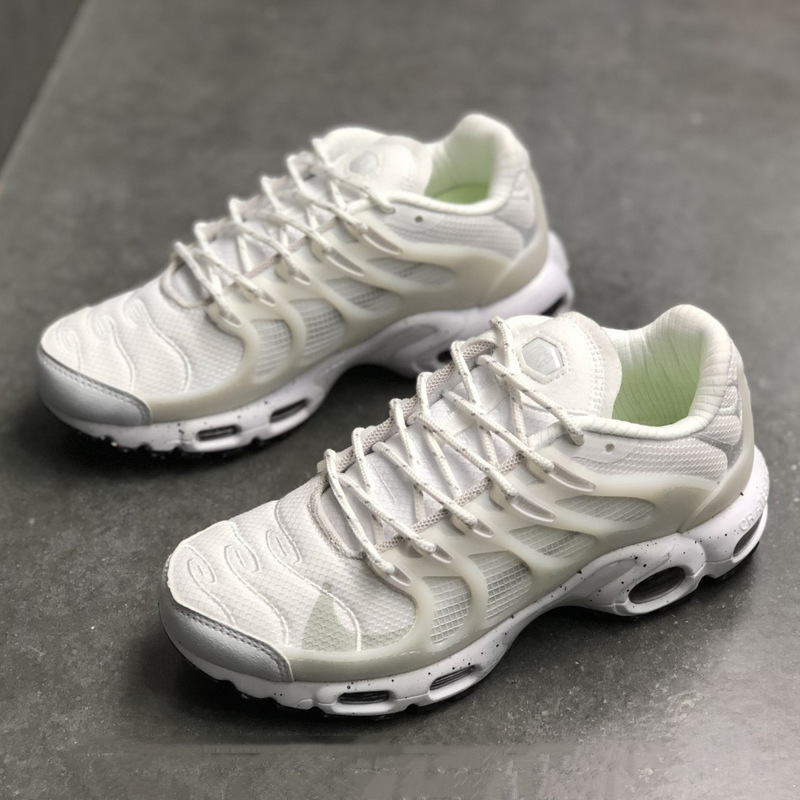 Putian Plustn Steam Air Cushion Jogging Shoes Men's and Women's Running Shoes Export Wholesale One Piece Drop Shipping Breathable Shock Absorption Single