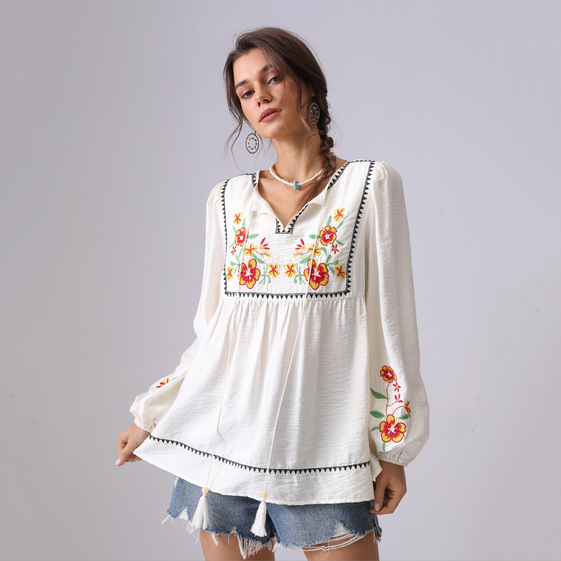 Europa y América primavera y otoño nueva industria pesada bordada V-collar francés camisa de manga larga mujer bohemia chaqueta suelta image 7