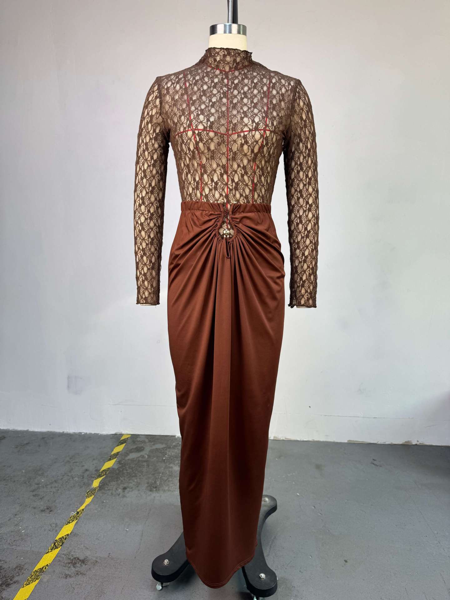 Women's Long-sleeve Lace Blouse And High-waist Pencil Skirt Set_voghion.com