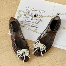 贵气时尚珍珠蝴蝶流苏尖头水晶鞋女编织果冻鞋一脚蹬凉鞋洞洞鞋女