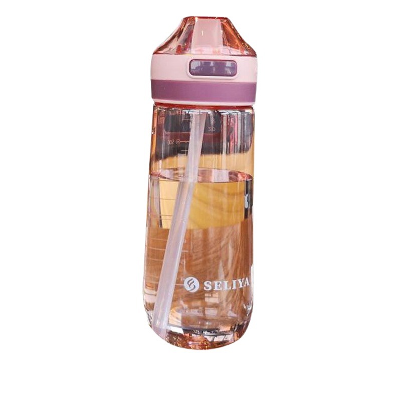 En stock pequeños deportes al aire libre al por mayor taza de plástico estudiante con cerradura conveniente mango duckbill paja taza de agua de plástico