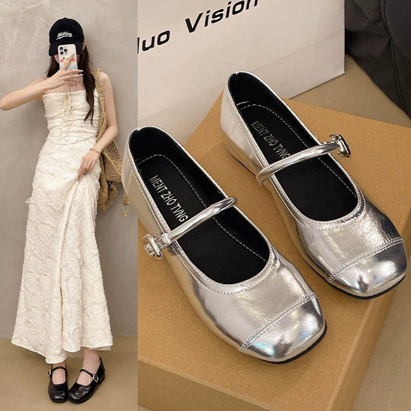 Новые весенние туфли Мэри Джейн 2025 года, женские туфли с неглубоким носком, туфли на плоской подошве с пряжкой, туфли-бобы с неглубоким носком на толстой подошве в корейском стиле.