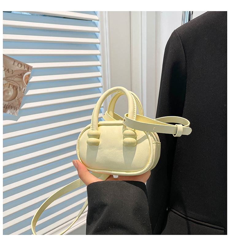 2025 New European and American retro handbag, mini pillow bag for women, fashionable crossbody bag, summer lipstick bag for women undefined