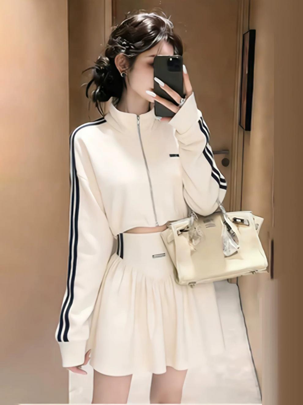 European-style Casual Sports Suit For Women, 2026 Spring And Autumn New Korean-style Slim-fit Striped Stand-collar_ecoleips.com