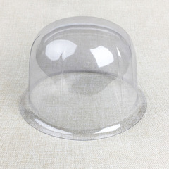 メーカーは新しい純色のシンプルな透明なプラスチックの帽子を提供しています。
