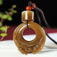 ������ˇƷ��Ȼ�½�����������ǰ�����ʯ���������ְѼ��п��ָ