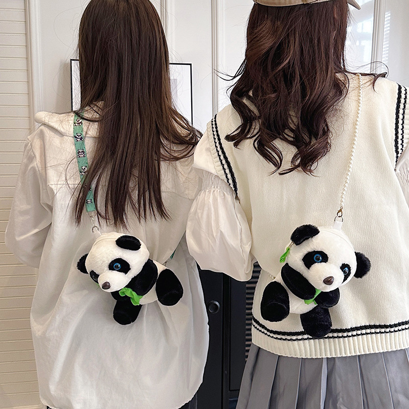 New Cute Giant Panda Doll Bag Plush Toy Crossbody Bag Women's Shoulder ins Cyber Celebrity Cartoon Bag Wholesale