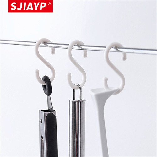 Japan's strong load-bearing plastic S-shaped hook bathroom wardrobe bar hanging coat and hat bag hook colorful small S-hook set
