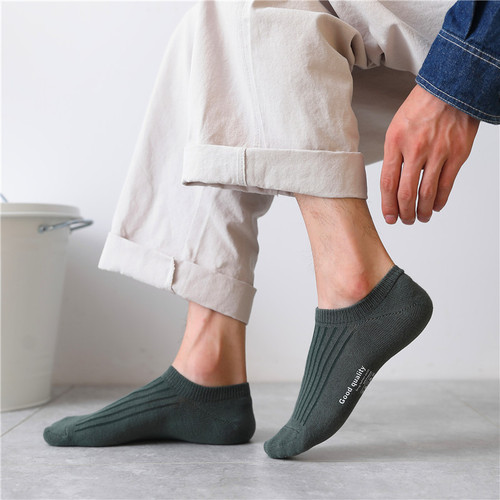 Summer Basic Print Men's Ship Socks Sweat Absorbent Solid Color Breathable Japanese Style Socks Men Ginger Deer Knitted Wholesaling