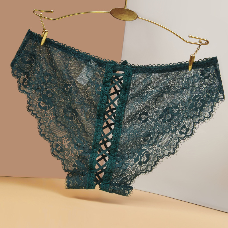 Autumn and Winter New Sexy Flirting Women's Underwear Crossover Eyelash Lace Pure Hot Fashion Briefs