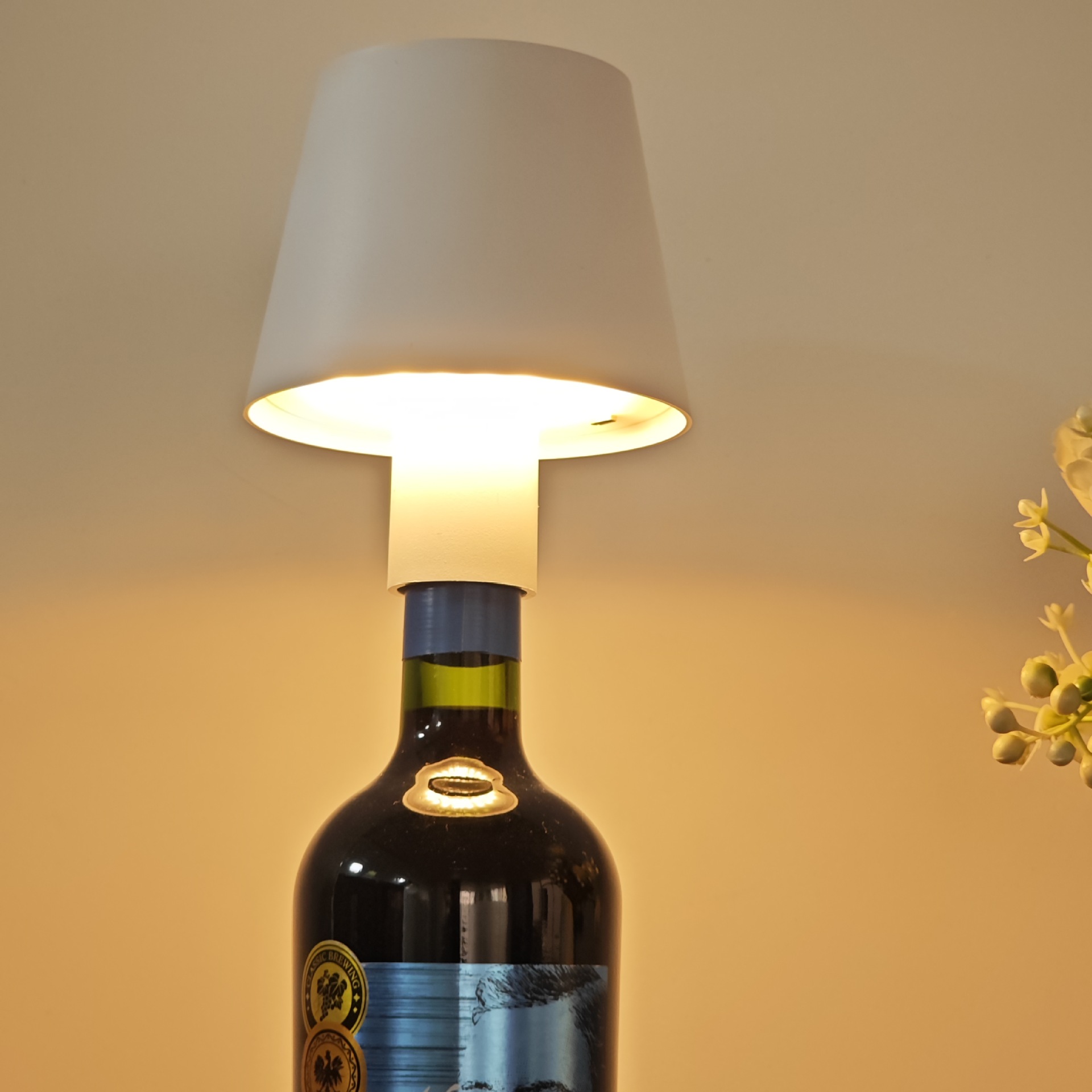 LED recargable botella de vino lámpara de mesa creativa noche Luz Portátil decorativa atmósfera bar lámpara de mesa vino faro transfronterizo al por mayor