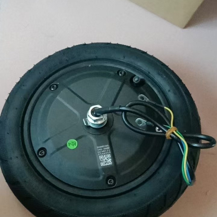 Adecuado para neumáticos de motor adultos de scooter eléctrico F25 / f30 / F40 neumáticos de motor de cubo de 10 pulgadas