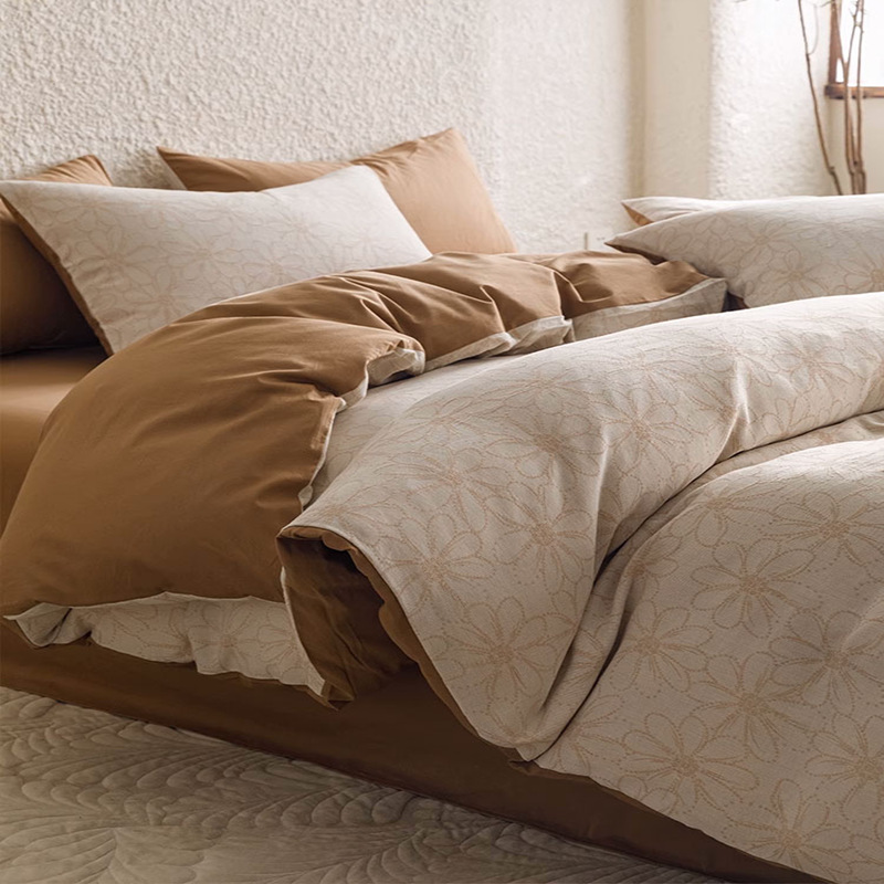 Summer Clase A Algodón lavado de algodón Juego de cuatro piezas Algodón puro Sensación simple de alta gama Funda de edredón Juego de tres piezas de ropa de cama