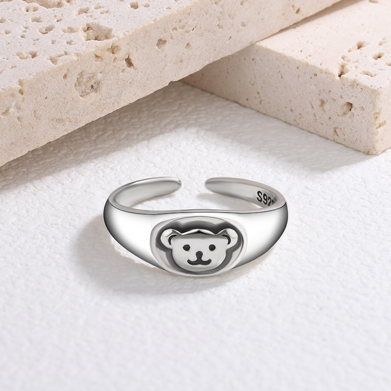 Retro cartoon fashionable elegant design cute ring