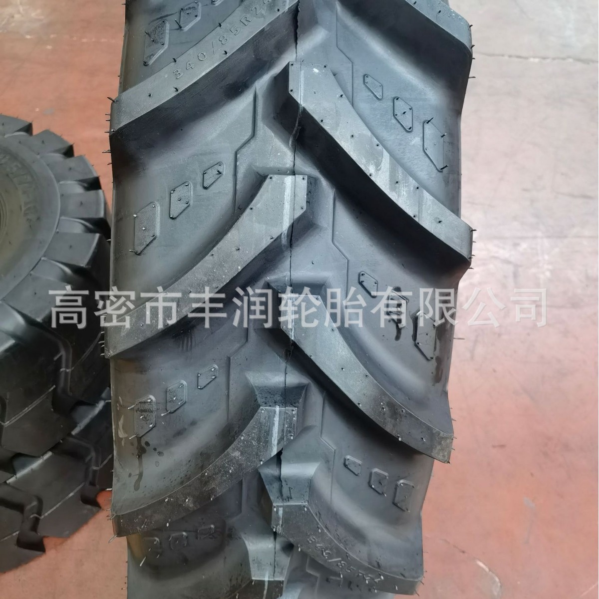 批发340/85R24农用轮胎，人字轮胎，农业子午胎，340/85R24轮胎。