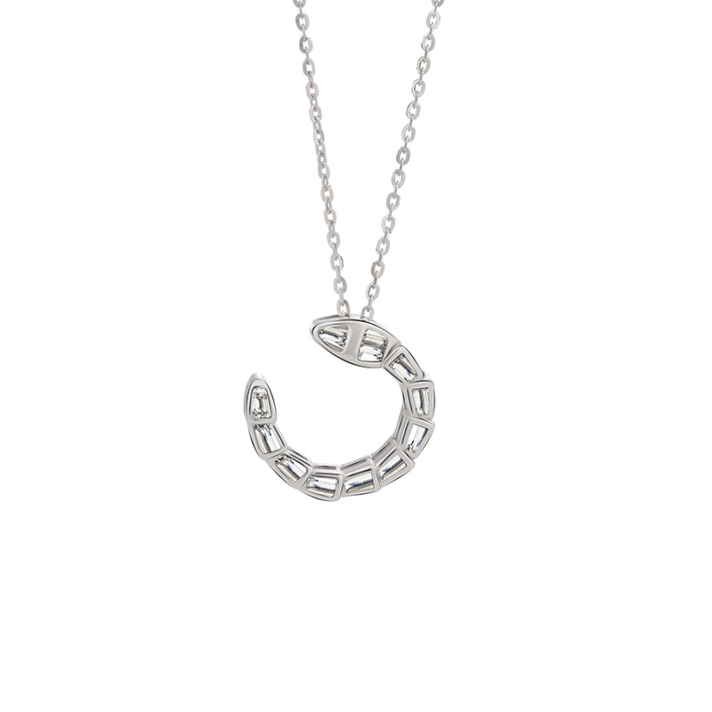 2025 nuevo 925 plata esterlina con diamantes completos en forma de C collar de serpiente espiritual para mujeres lujo ligero nicho de alto nivel sensación de la cadena de clavícula del año de la vida