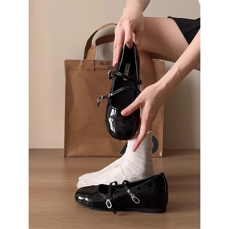 French-Style Black Height-Increasing Mary Jane Shoes for Women, 2026 Summer New Model, Suitable for Pairing with Skirts, Jk Small Leather Shoes, Single-Strap Flats
