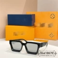 Animal black frame light gray lenses