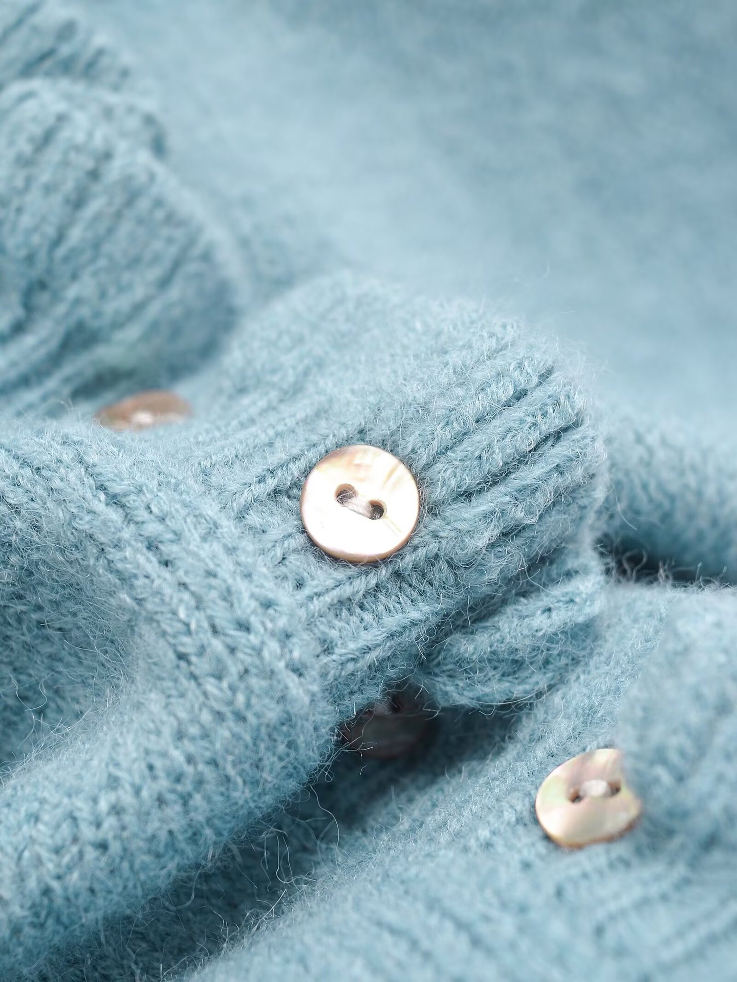 2024 Winter New Product Women's Personalized Stacked Decorative Knitted Cardigan Sweater w027 9608_voghion.com