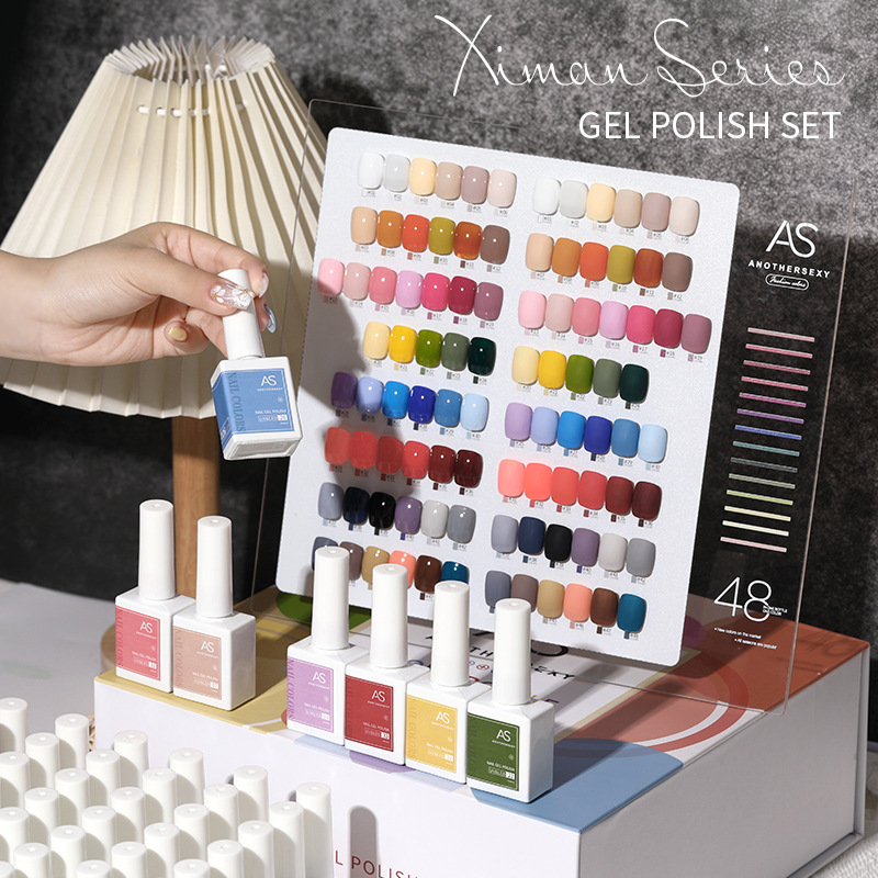 Una botella de pegamento de esmalte de uñas de un color 2022 nuevo verano popular 48-color Pequeño conjunto para el salón de uñas traje completo