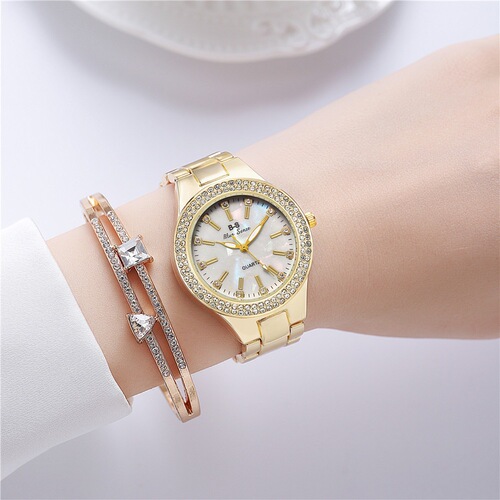 22 years new steel belt diamond ladies bracelet watch luxury fashion gift box watch bracelet two-piece quartz watch