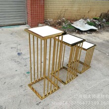 厂家定 做新款手机展示柜体验台定 制不锈钢电镀钛金展柜带灯定