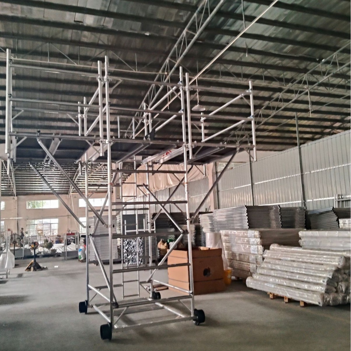 高空作业铝合金地铁轨道车