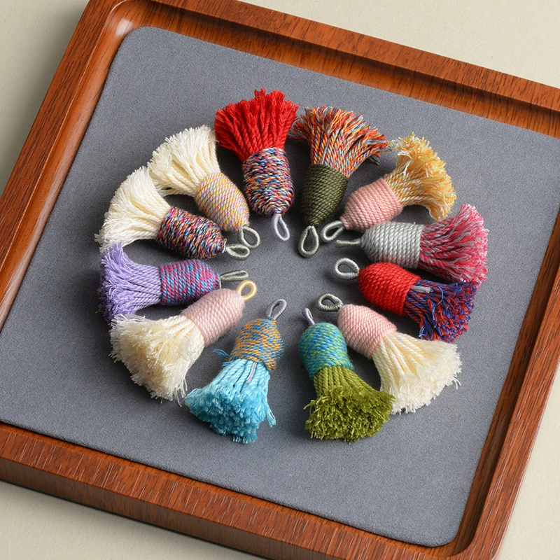 Этнический стиль, скрученная вручную хлопчатобумажная нить, короткая многоцветная тибетская кисточка ручной работы, браслет Бодхи, кулон, ювелирные изделия династии Хань