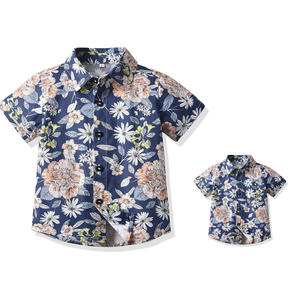 Camisa de flores hawaiana de manga corta con solapa de manga corta de verano 2025 estilo de moda padre e hijo cárdigan casual de algodón floral traje para padres e hijos