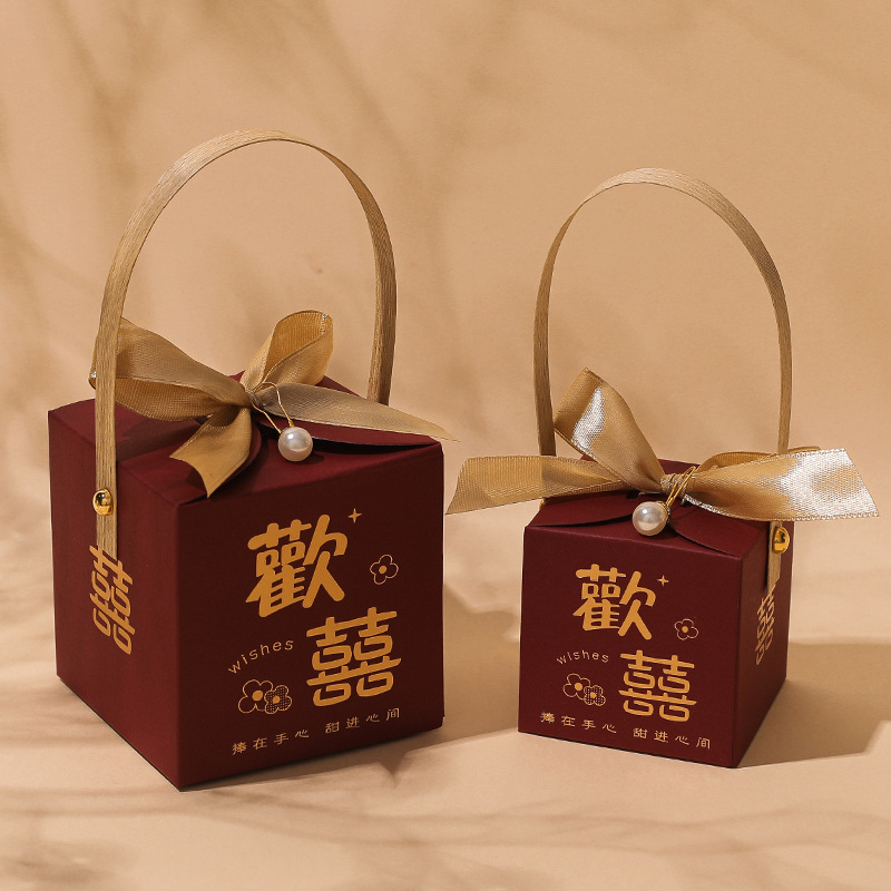 Caja de dulces de boda Boda 2024 Nuevo caramelo portátil de alta gama Empaquetado de dulces de boda Caja de regalo Bolsa vacía