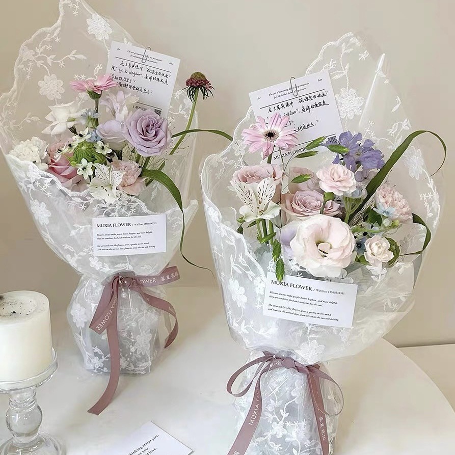 花束包装纸包装材料批发新款蕾丝刺绣镂空包花纱女神节520包装纸