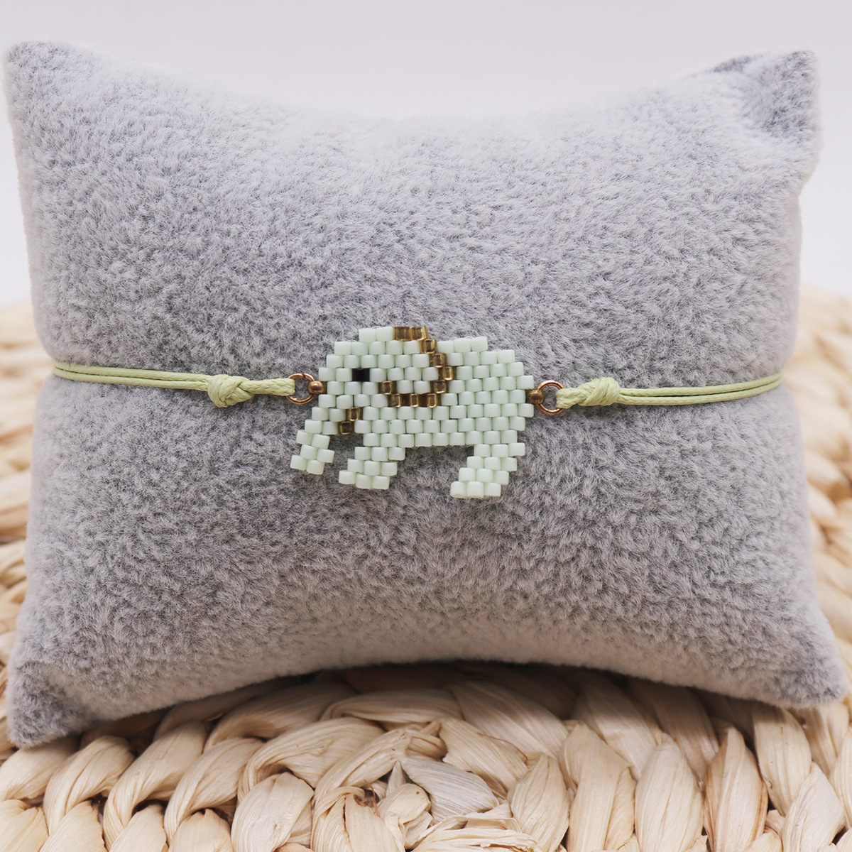 IG-Stil Elefant Saatperle Seil Kettenlos Streich Armbänder Großhandel display picture 5