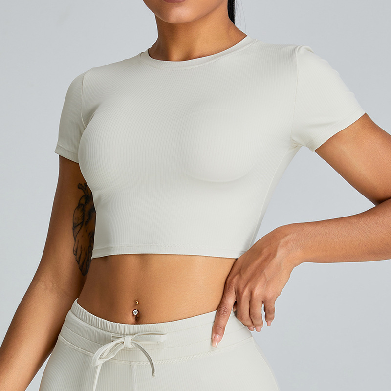 Primavera y verano nueva camiseta deportiva delgada ropa de yoga con hilo para mujer, top de manga corta, ropa de fitness de ocio al aire libre delgada para mujer