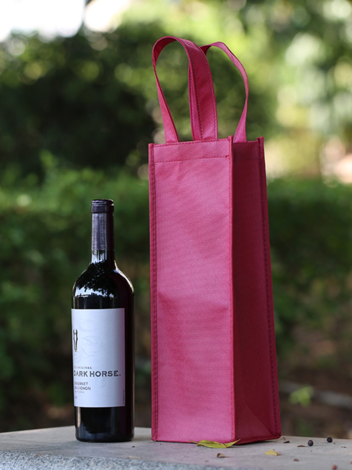 Bolsa de vino gruesa no tejida portátil doble vino de regalo de negocios bolsa de regalo compartimiento anticolisión