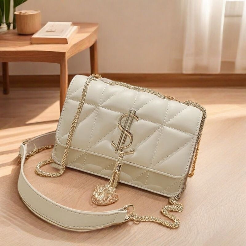 French CK high-quality handbag, new women's style, featuring tassels and a chain strap, small square bag, women's shoulder bag, crossbody bag French CK high-quality handbag, new women's style, featuring tassels and a chain strap, small square bag, women's shoulder bag, crossbody bag
