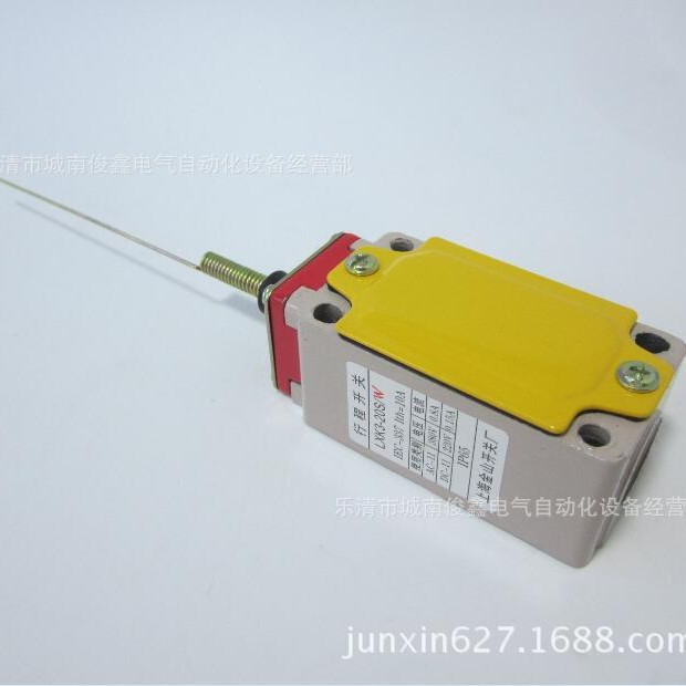 行程开关LXK3-20S/W 限位开关直动式自复位一开一闭