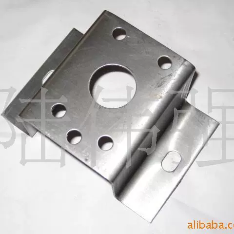 批发脚吸塑挂墙侧挂镀锌吊挂固定脚软膜卡布灯箱户外广告五金配件