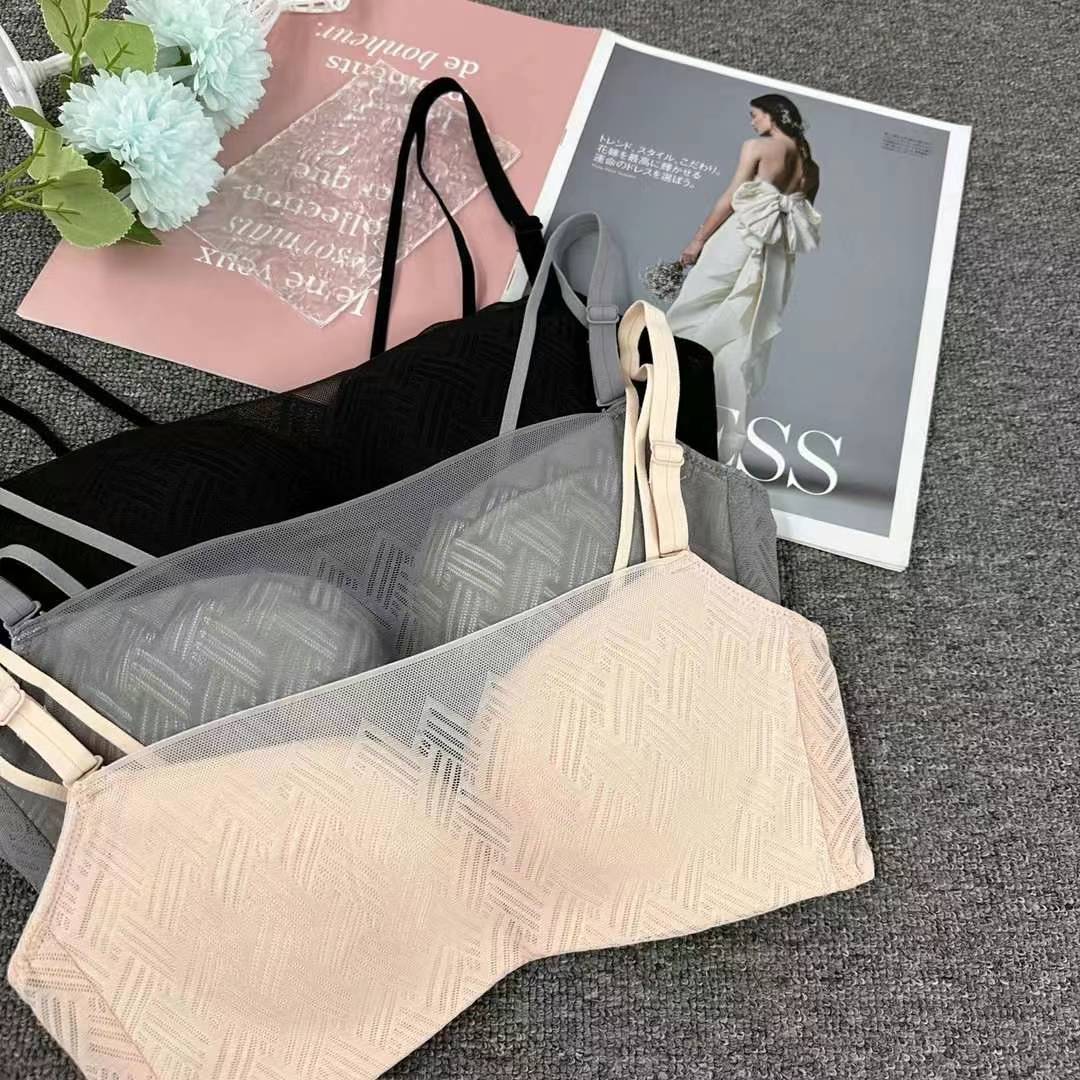 Nuevo sujetador de encaje de moda de encaje jacquard transpirable ajustable confortable anti-caída se reúne en tres filas de botones