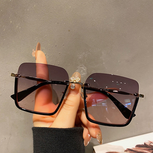  New Retro Black Large Frame Sunglasses Women's Square Round Face Slimming No Makeup Driving UV Protection Sunglasses