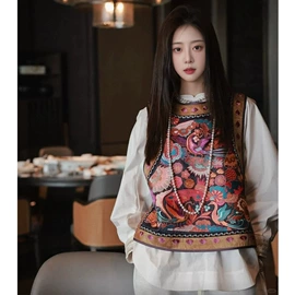 连衣裙;其他短外套;时尚休闲套装