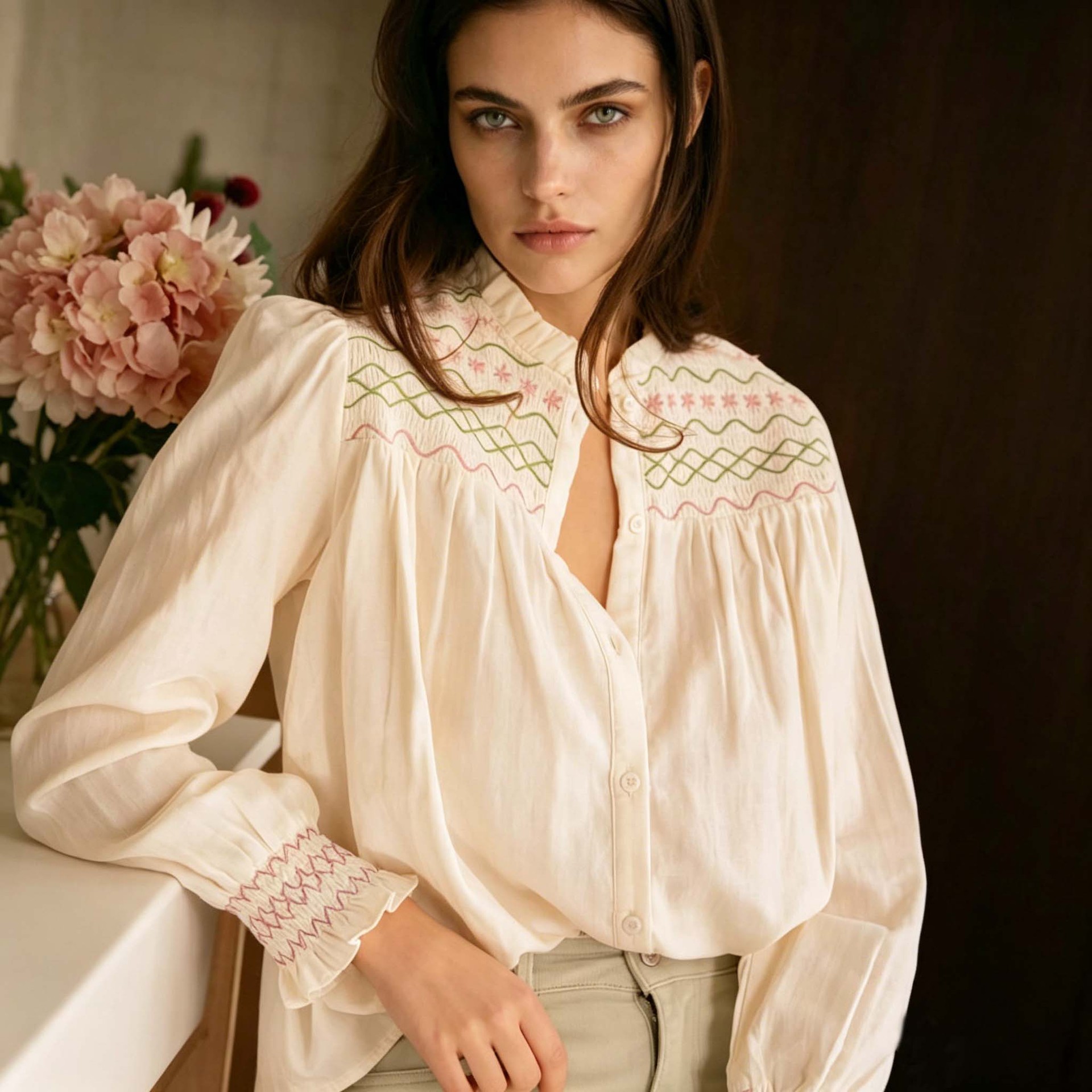 Comercio exterior de mujeres europeas y estadounidenses camisa de manga larga francesa estilo retro bordado collar de nicho camisa de diseño de ropa image 3