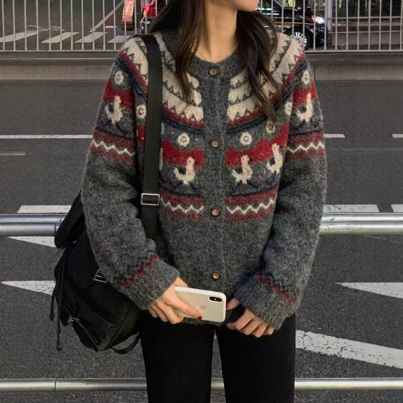 Knitwear Factory: Vintage Nordic Style Jacquard Knit Cardigan, Round Neck Fair Isle Pattern Sweater Outerwear